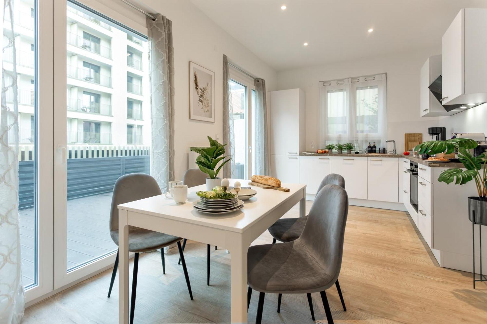 Rosenberg-Suites - Zentral, Stellplatz, Grosse Terasse, Business & Privat Heilbronn Esterno foto