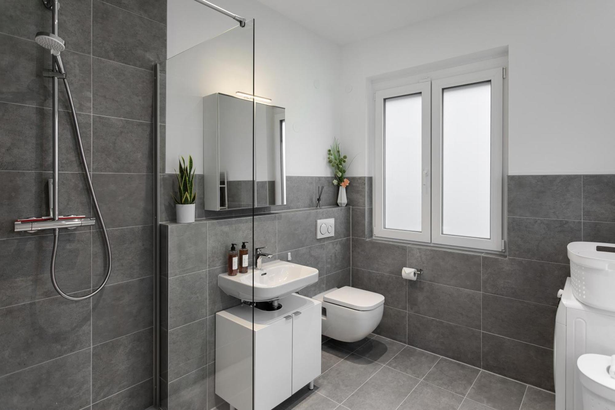 Rosenberg-Suites - Zentral, Stellplatz, Grosse Terasse, Business & Privat Heilbronn Esterno foto